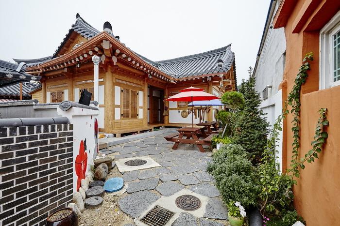 Hanok Guesthouse Jangsoo Чонджу Екстериор снимка